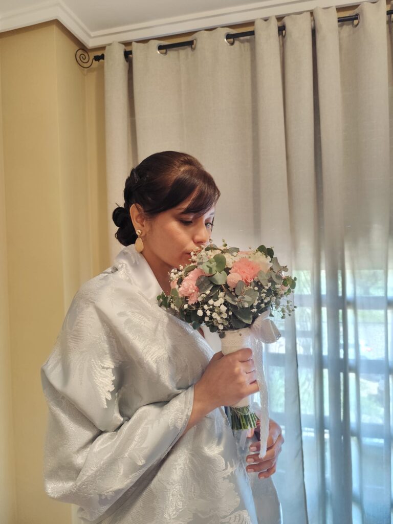 novia con ramo