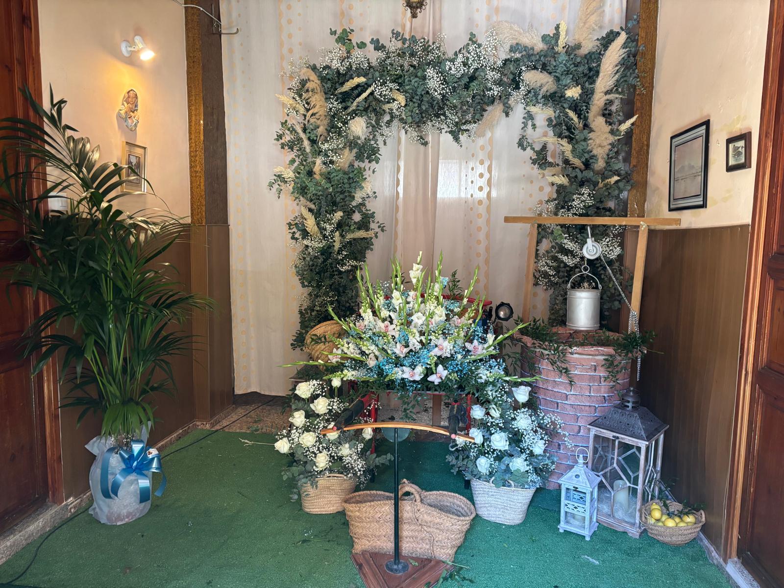 arreglo floral para altar